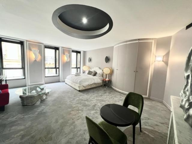 The Place To Be In Saint Germain Des Pres - Montana 2 Paris Exterior photo